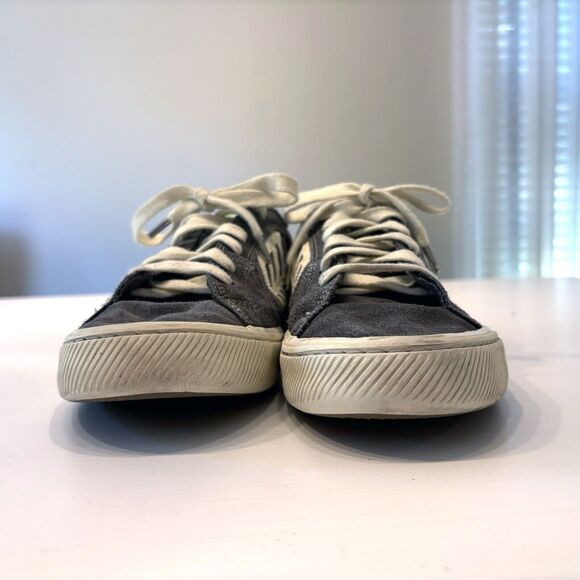 Cariuma EUC Catiba Pro Low Skate Sneakers Shoes Gray US Size Men 7.5 Women 9‎ - Picture 4 of 13